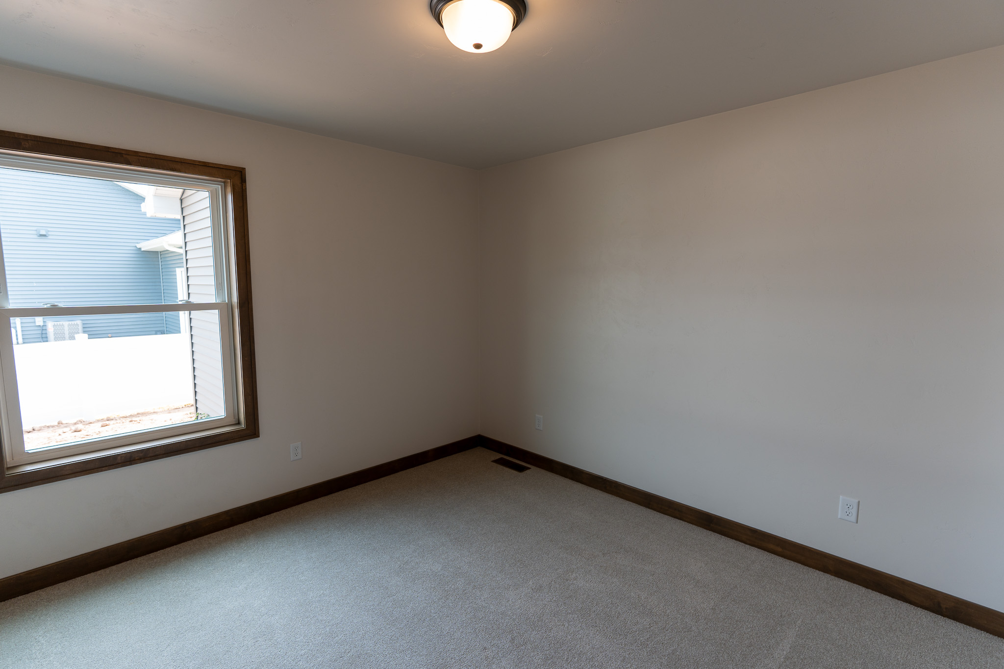 1340 Bens Way, Kaukauna home - view 26