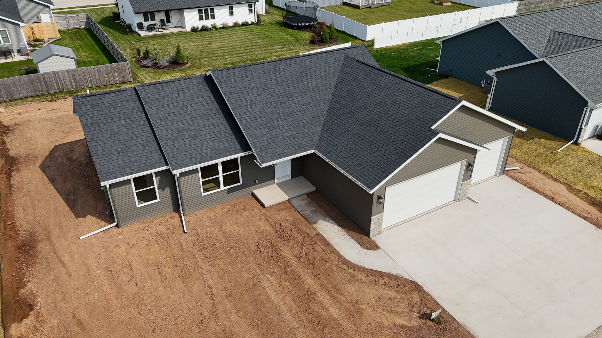 1340 Bens Way, Kaukauna home - view 37