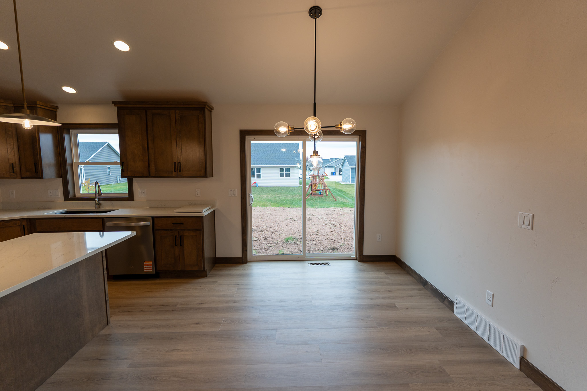 2030 Red Fox Ln, Kaukauna home - view 7