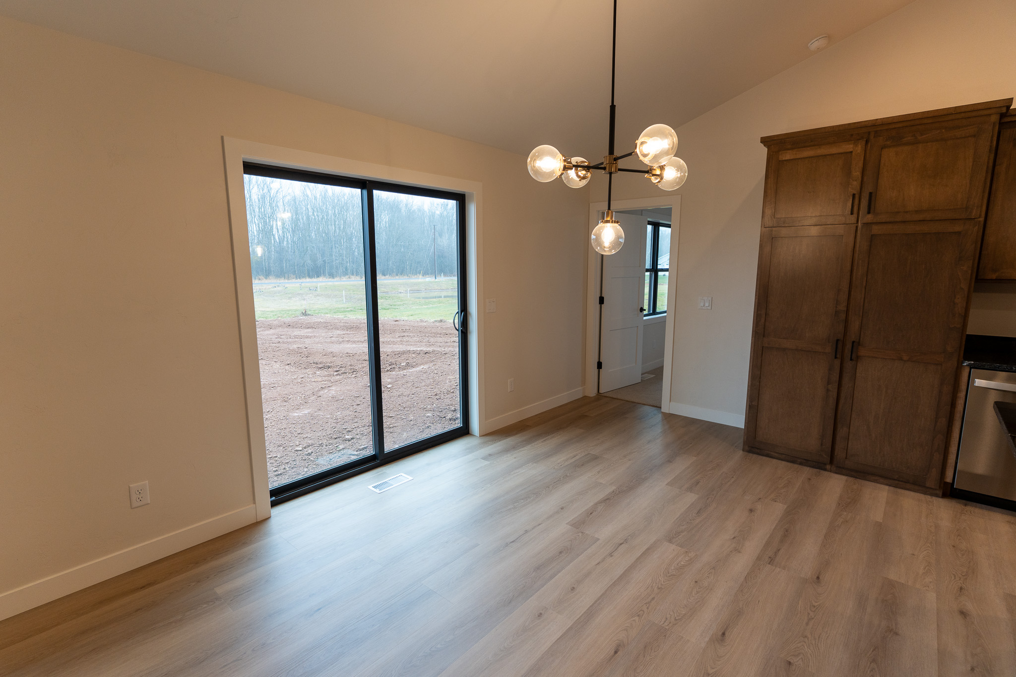 W5836 Edgewood Dr home - view 10