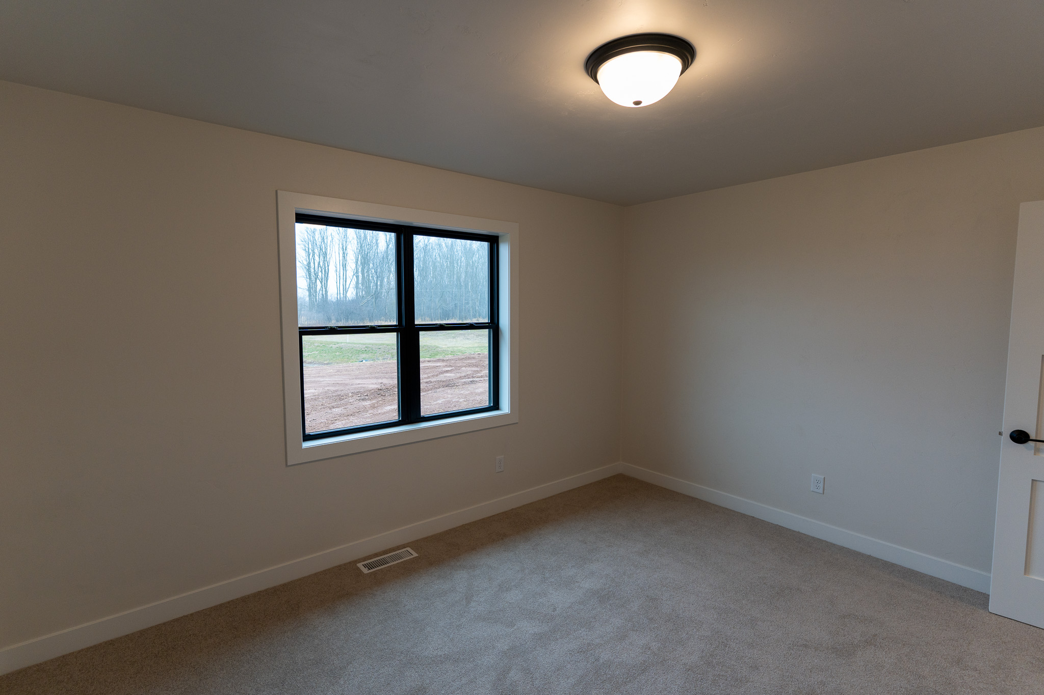 W5836 Edgewood Dr home - view 21