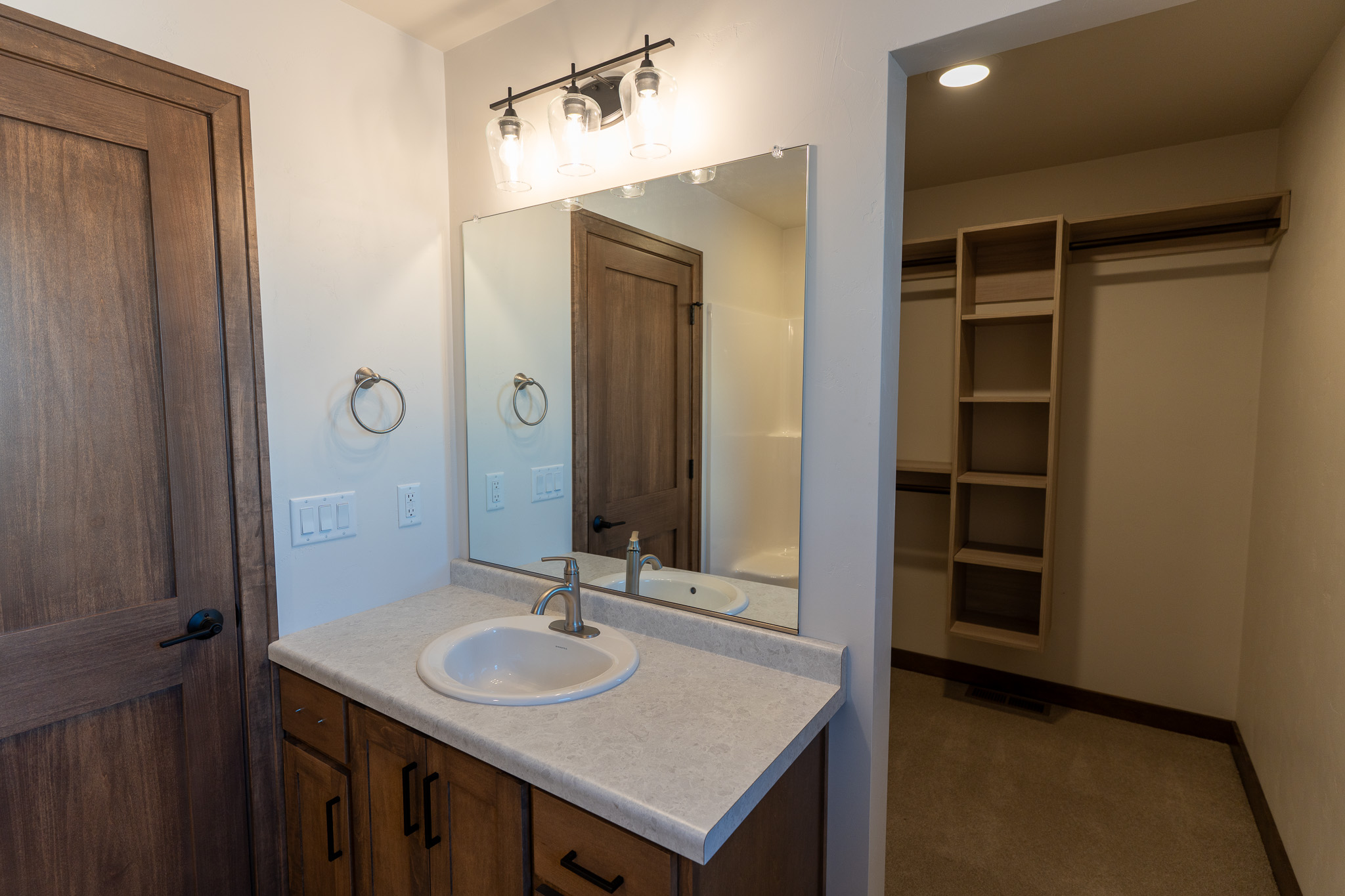 1241 W Thorn Creek home - view 15