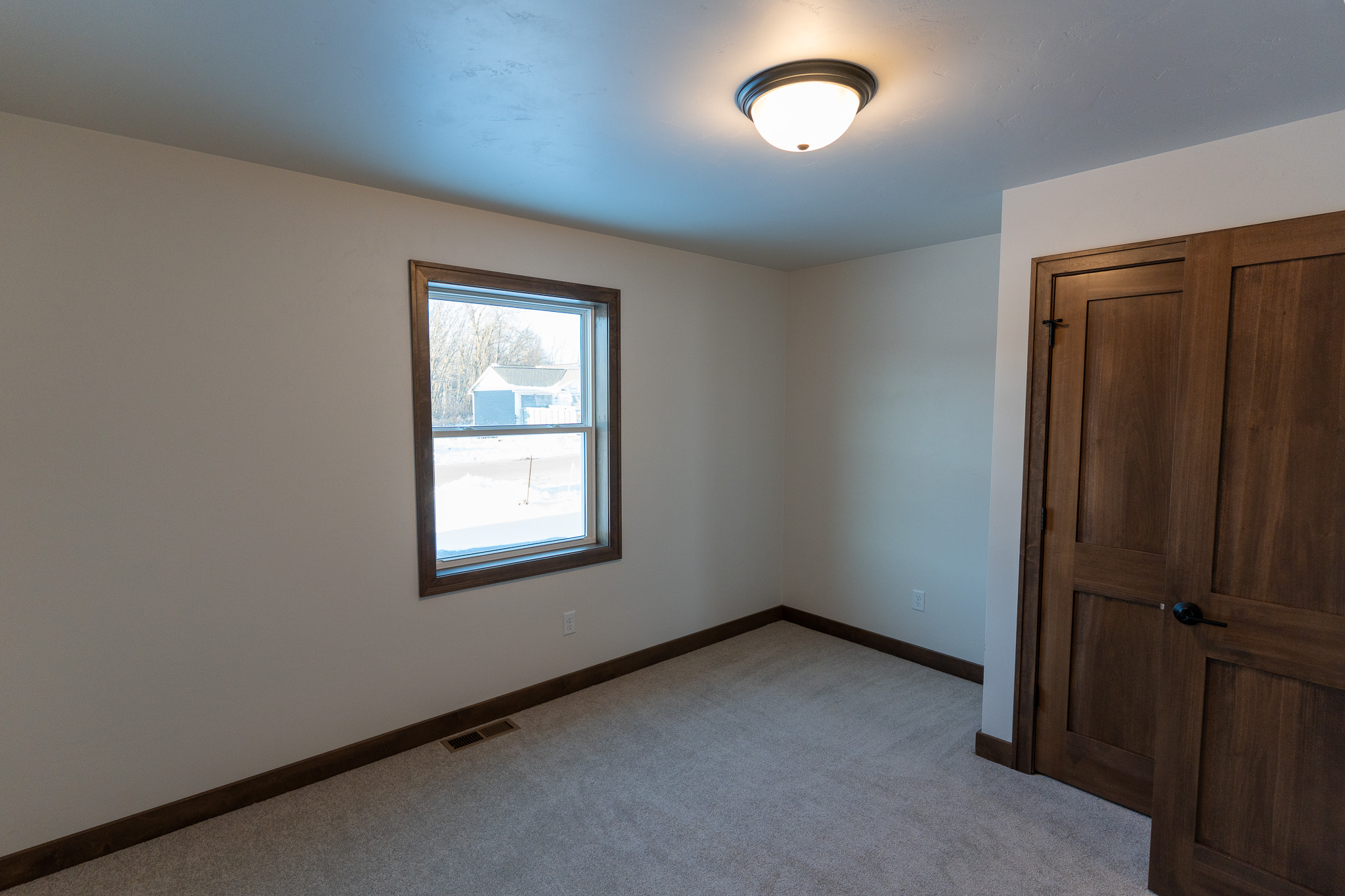 1241 W Thorn Creek home - view 24