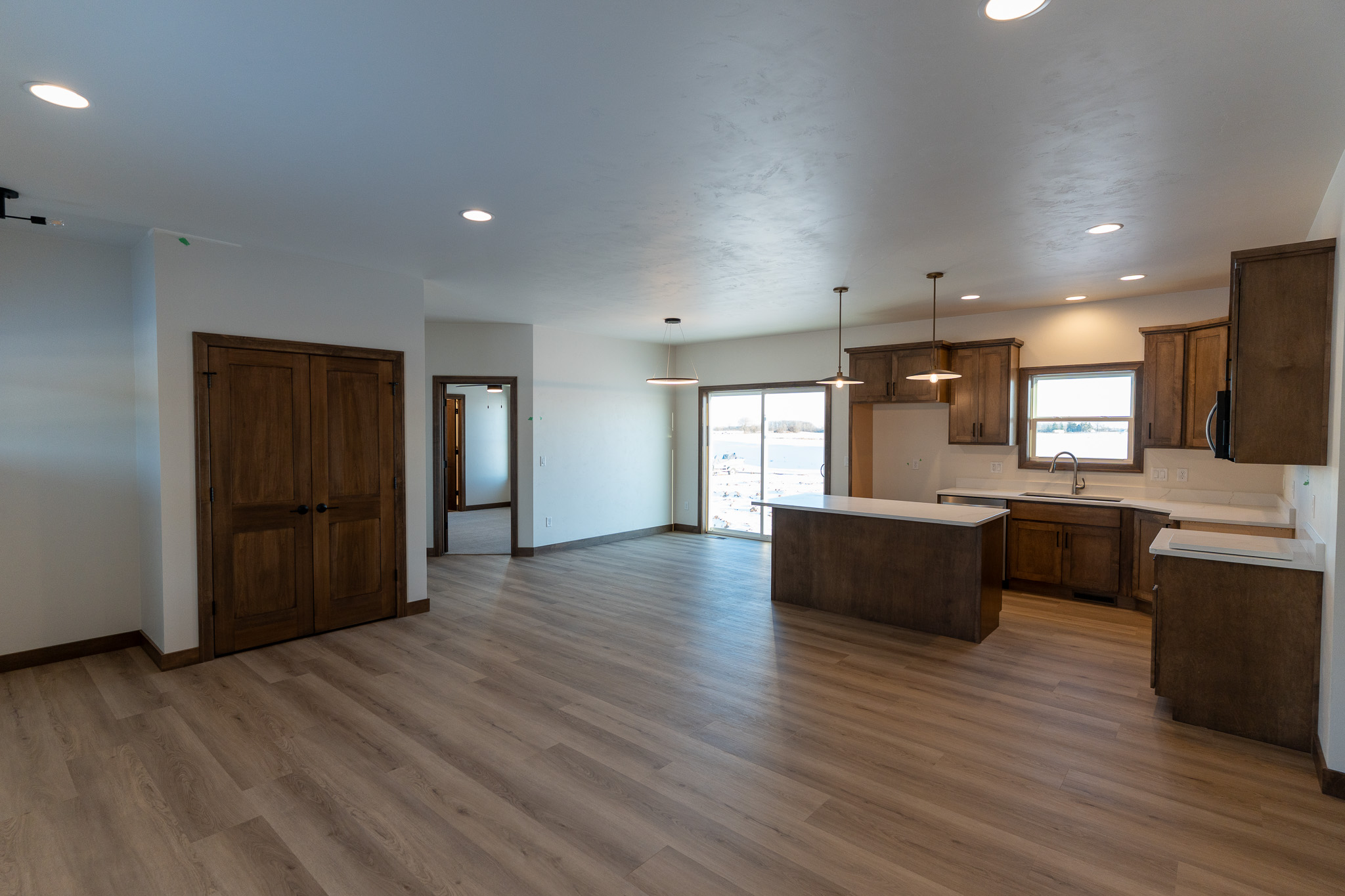 1241 W Thorn Creek home - view 30