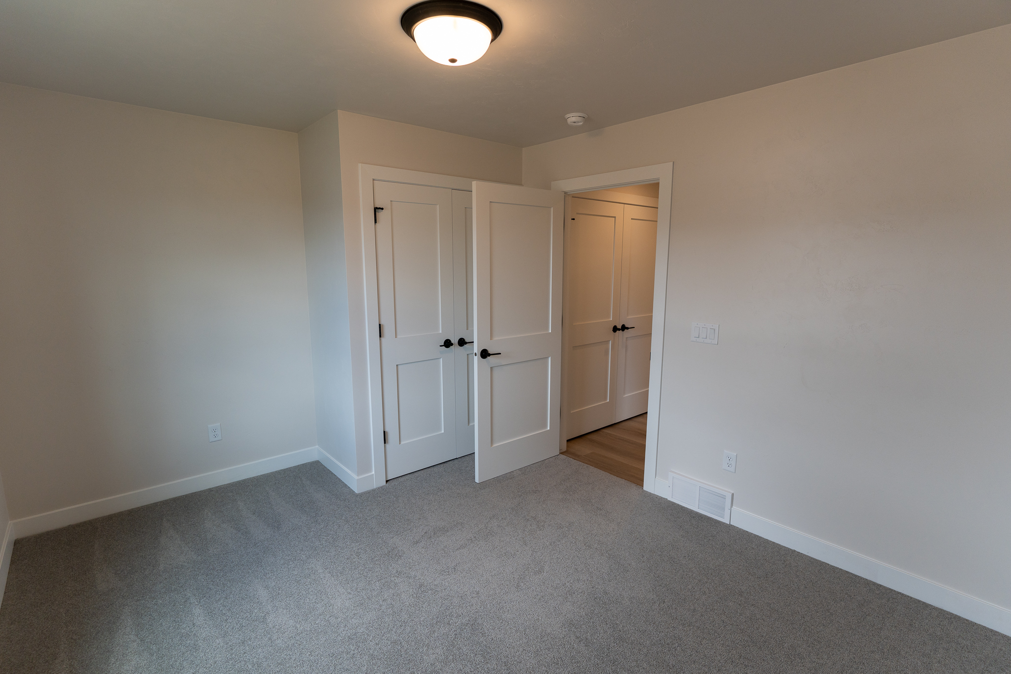 1335 Bens Way, Kaukauna home - view 34