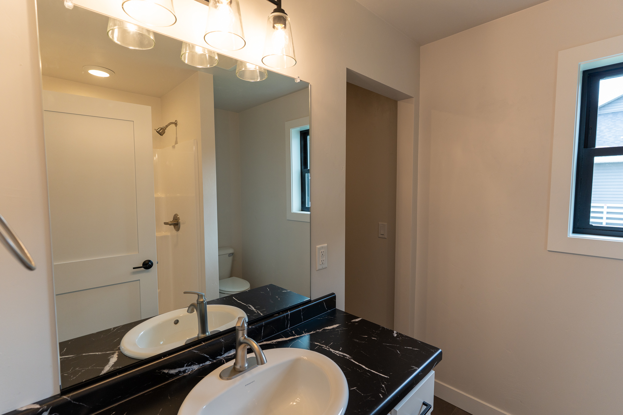 1335 Bens Way, Kaukauna home - view 18