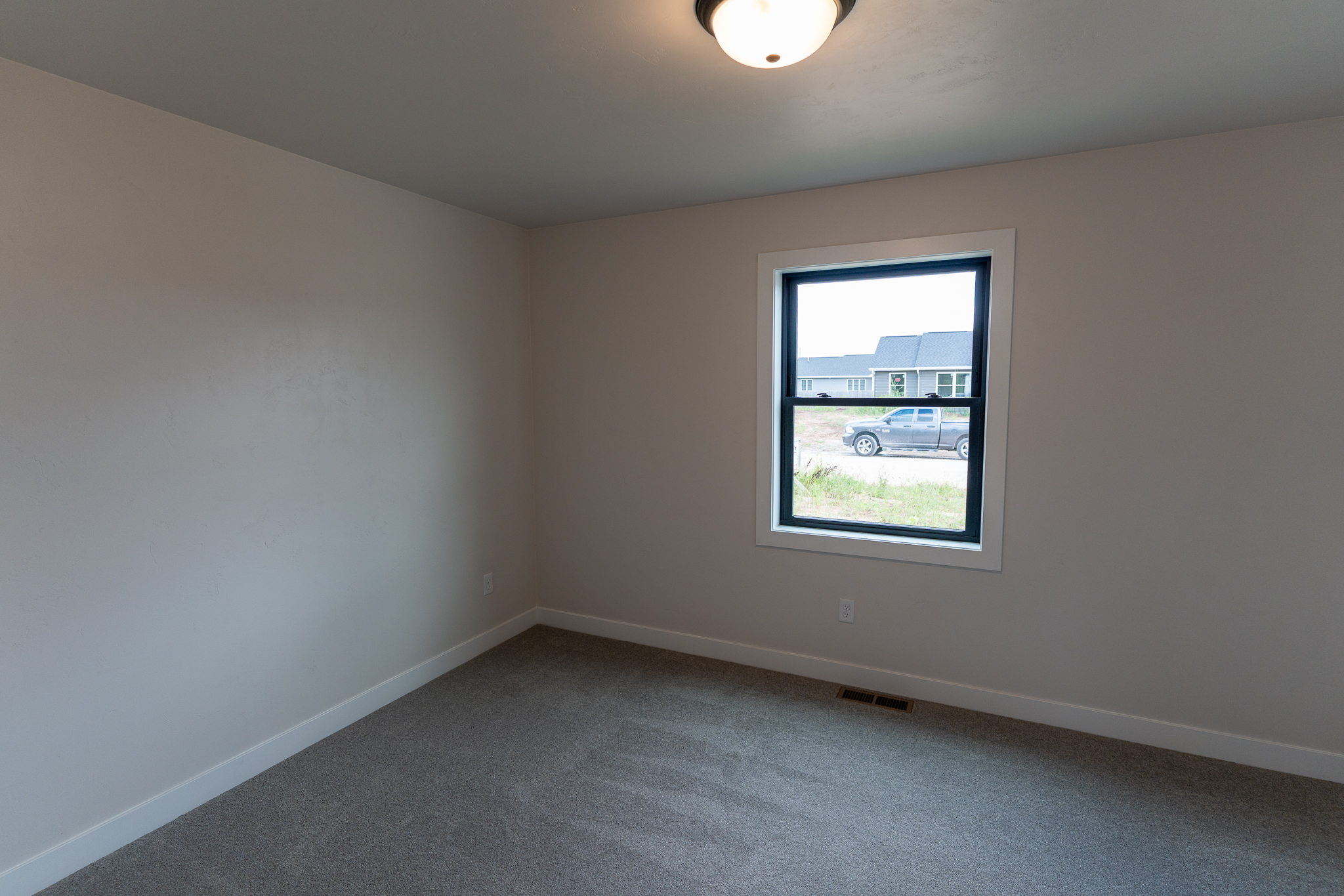 1335 Bens Way, Kaukauna home - view 36