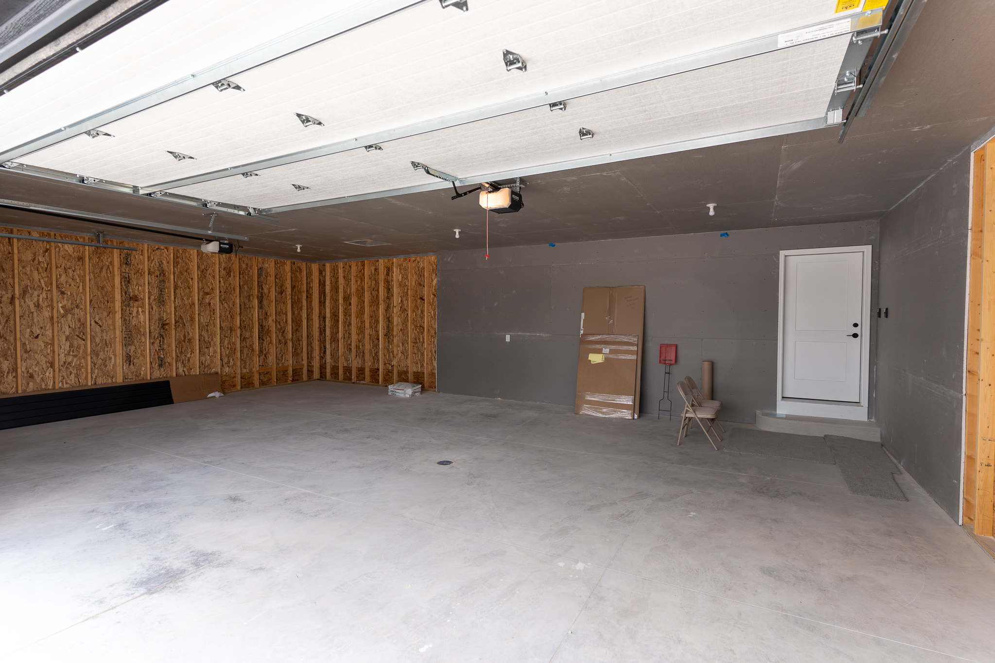 1335 Bens Way, Kaukauna home - view 4