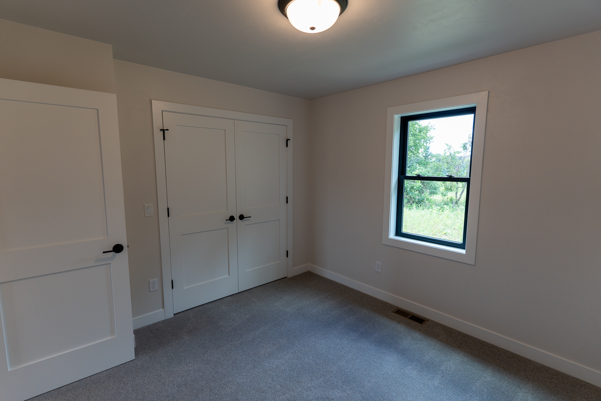 1335 Bens Way, Kaukauna home - view 33