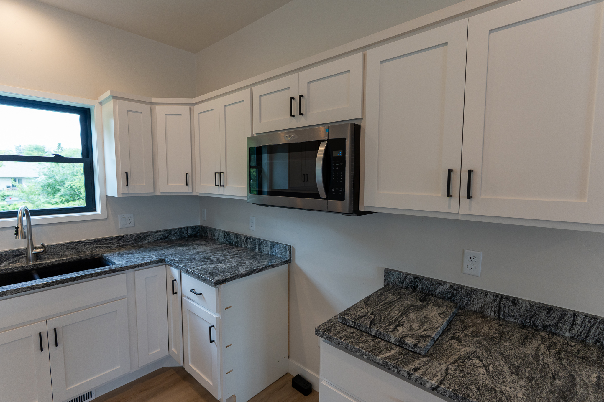 1335 Bens Way, Kaukauna home - view 27